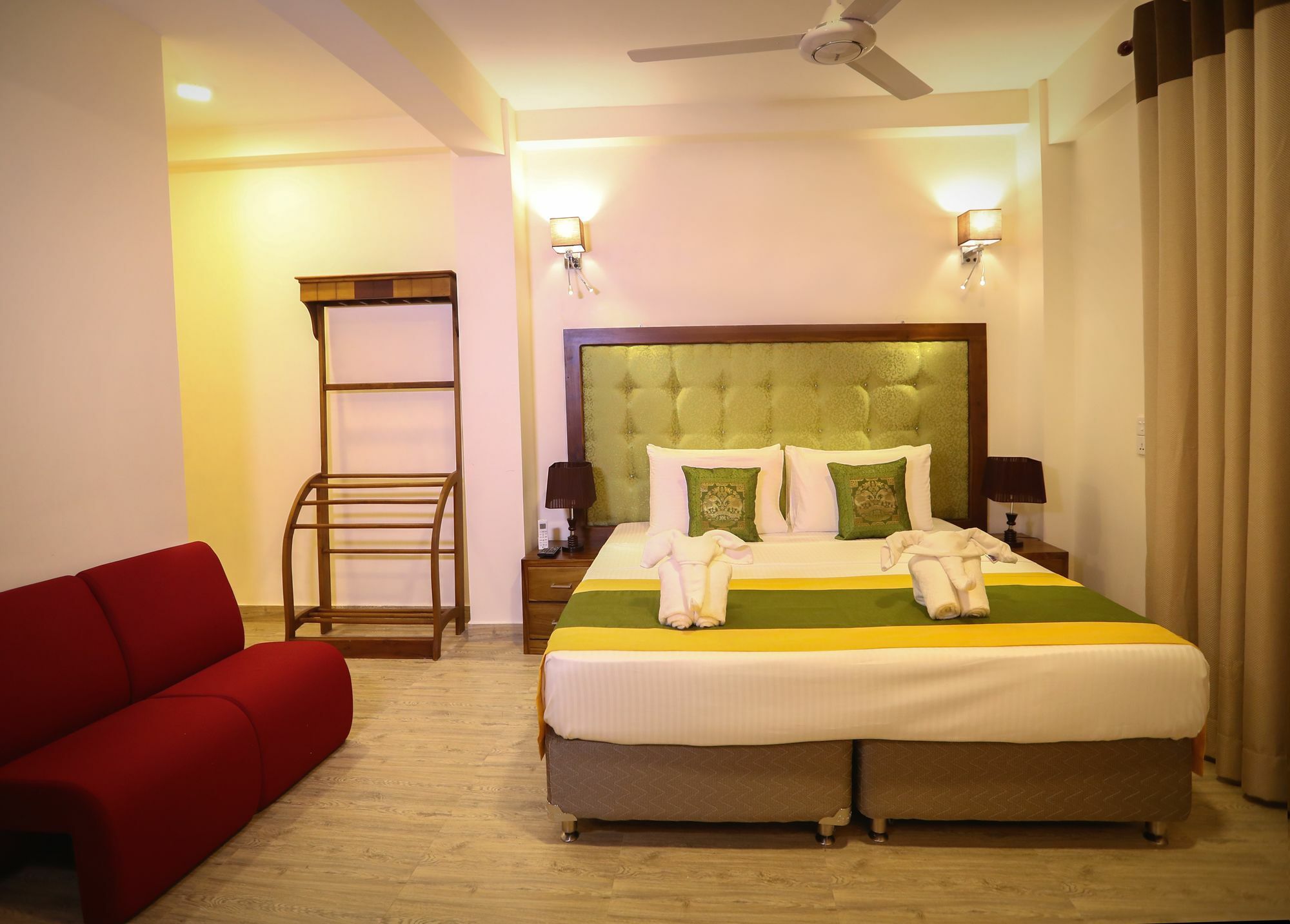 Vendol Maliga Edge Hotel Kandy Exterior foto